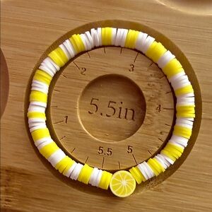 ‼️2/$10‼️Yellow and White Beaded Bracelet